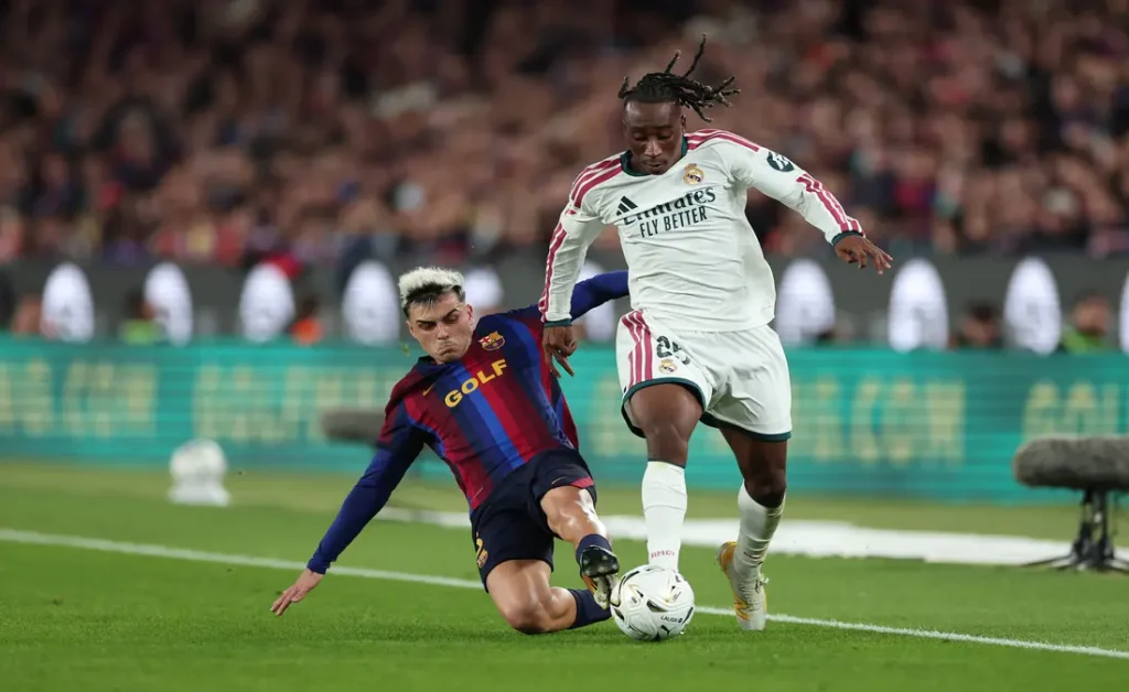 يان ديوماندي - ريال مدريد - برشلونة - بيدري